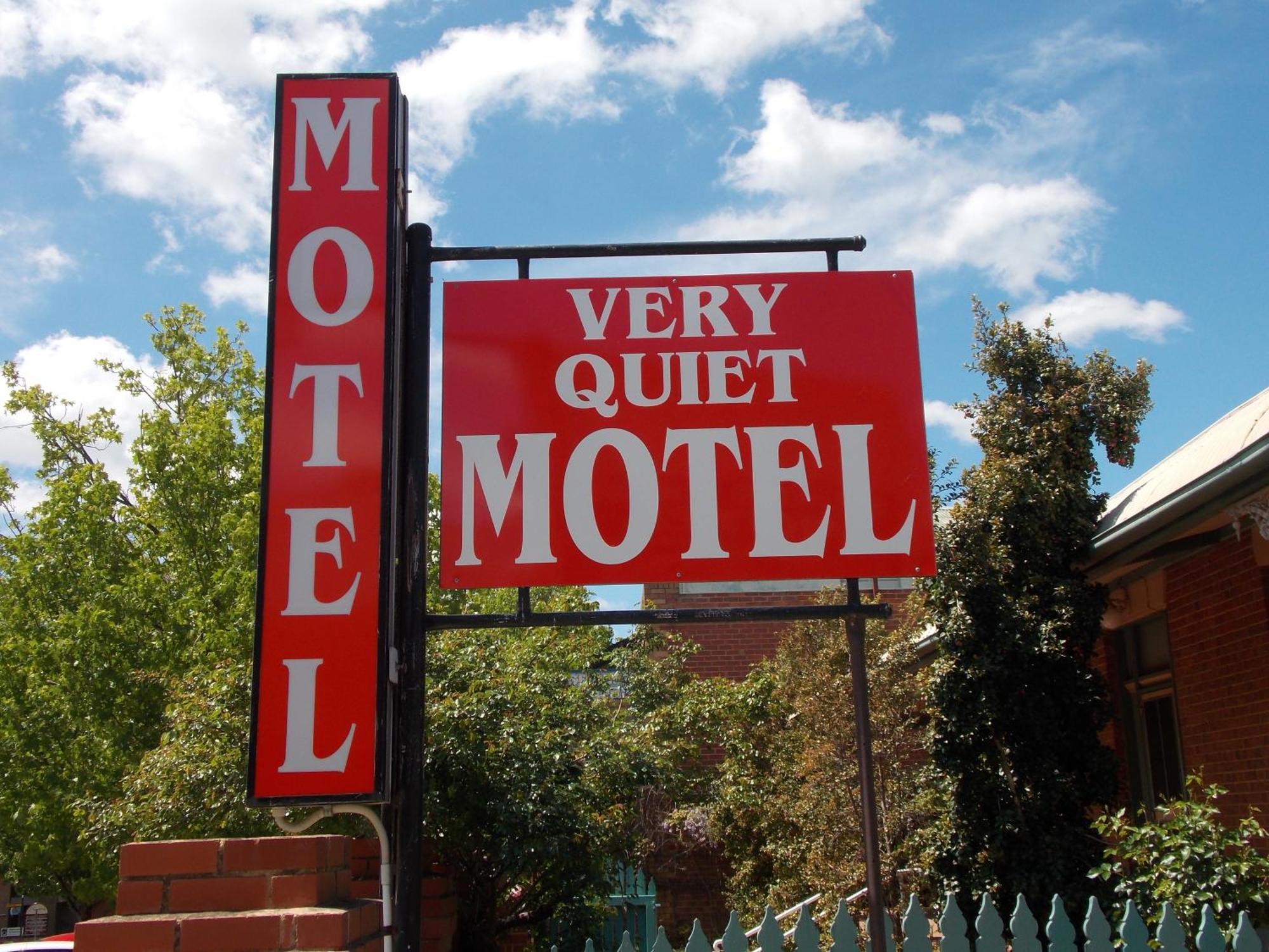 Cowra Crest Motel Екстериор снимка