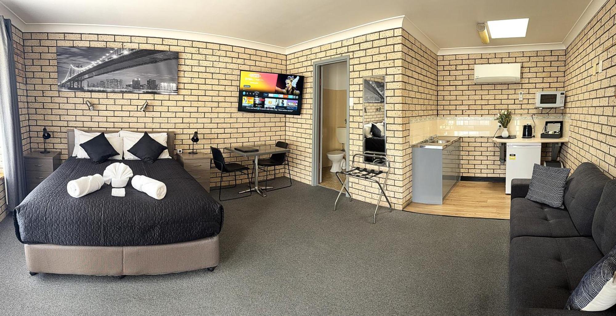 Cowra Crest Motel Екстериор снимка